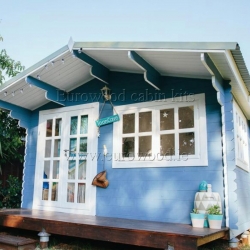 Gallery of log cabins